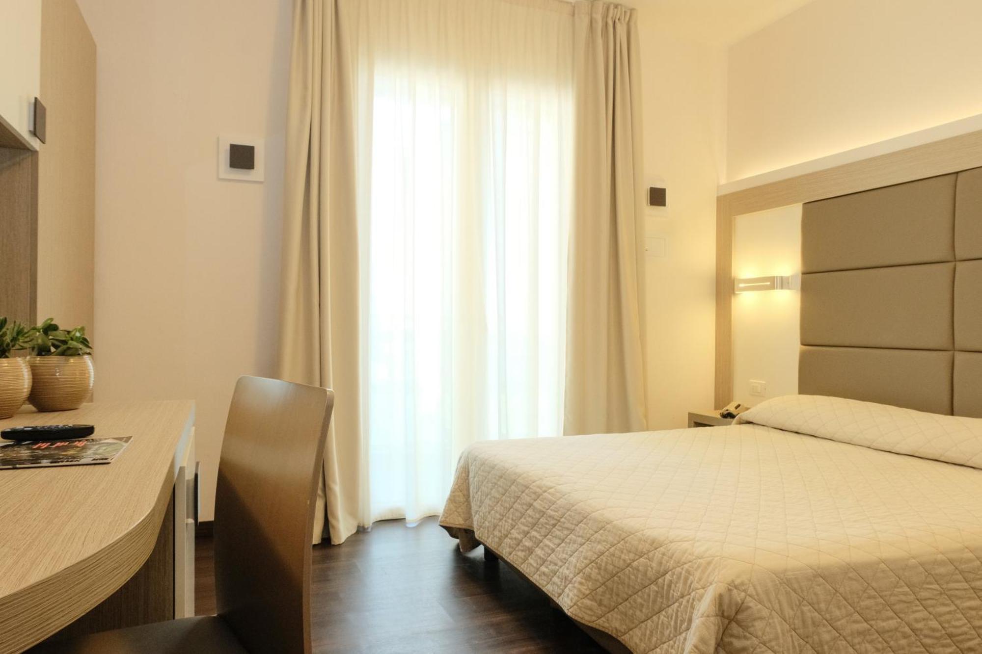 Hotel Orizzonte Lido di Jesolo Rum bild