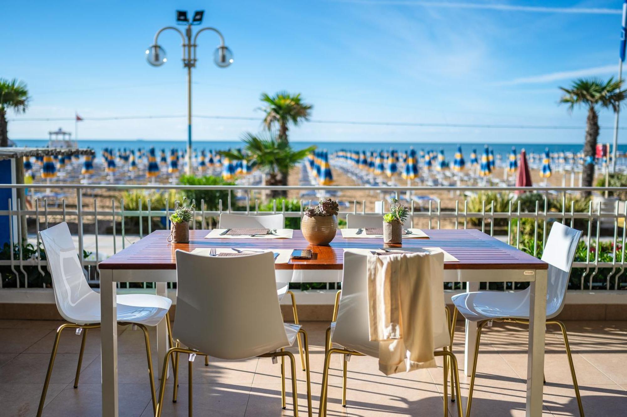 Hotel Orizzonte Lido di Jesolo Exteriör bild